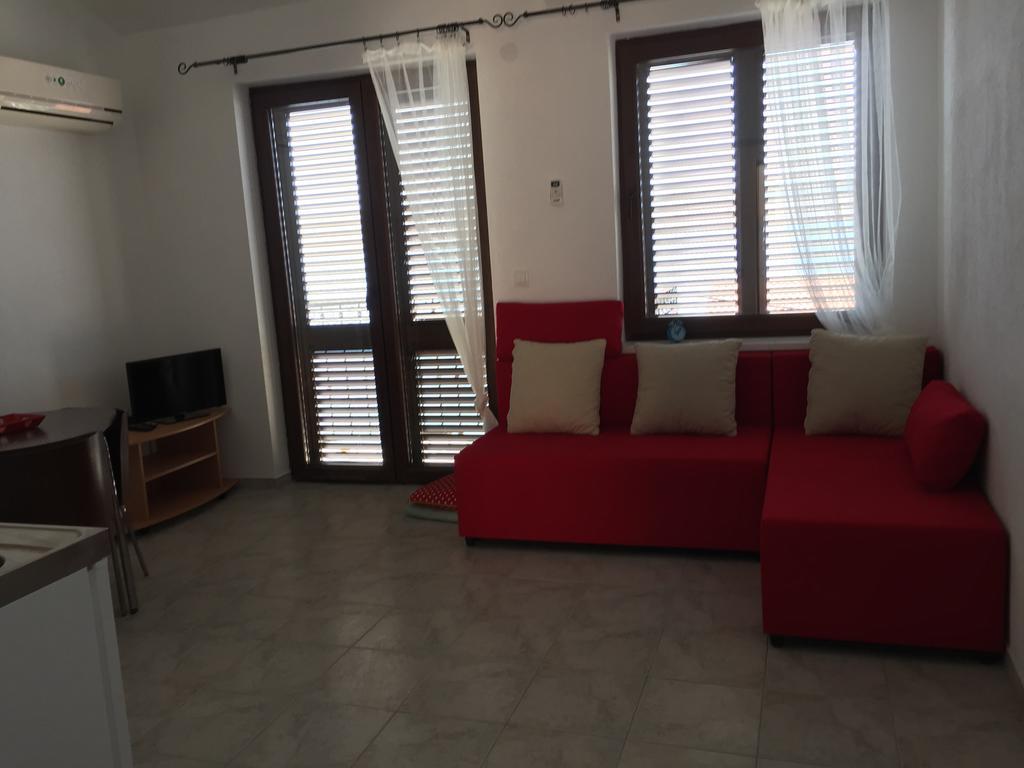 Vila Familia Prizna Exterior foto
