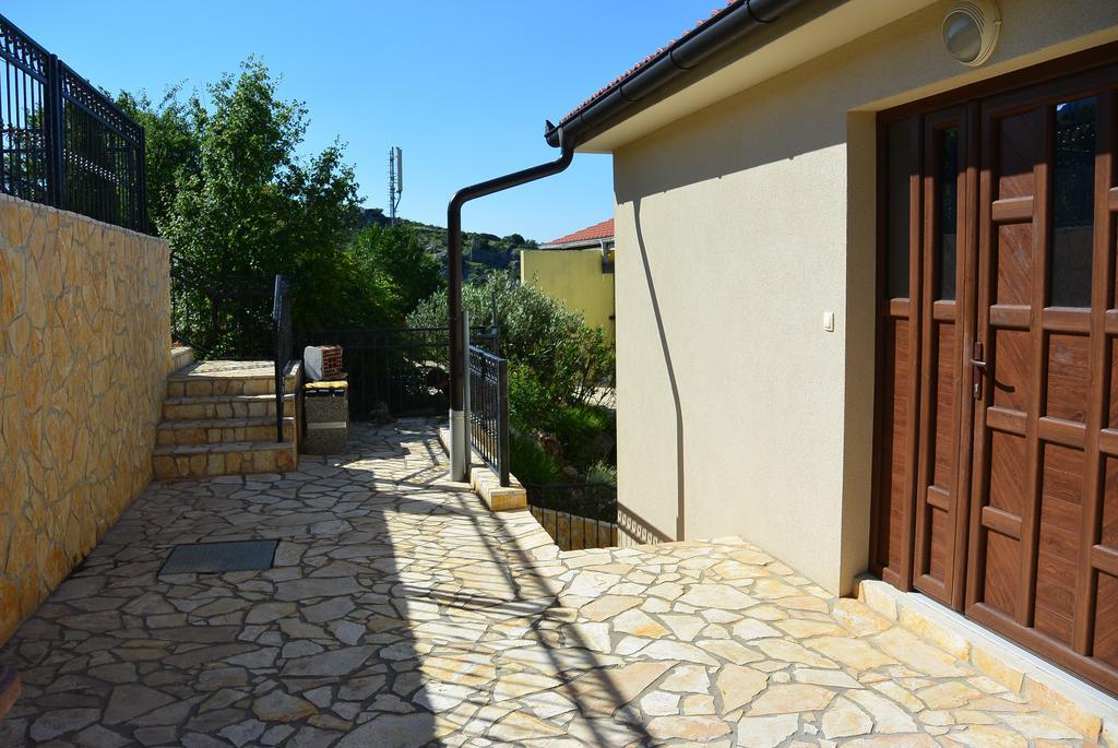 Vila Familia Prizna Exterior foto