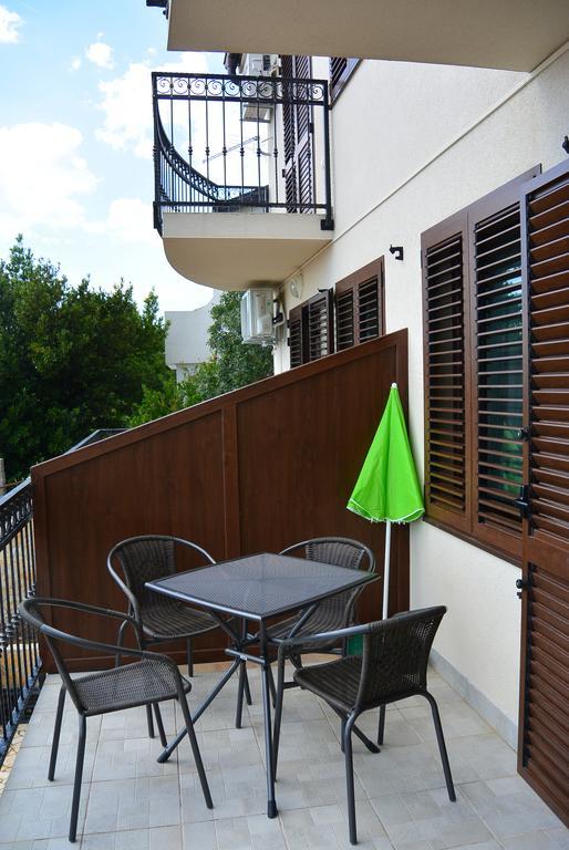 Vila Familia Prizna Exterior foto